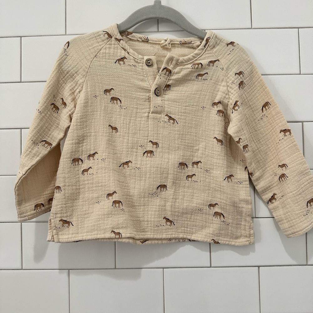 Quincy Mae Cream Horse Long Sleeve Tee